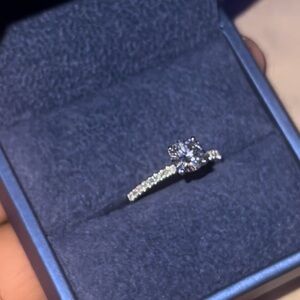 Dazzling Silver Women's Ring with Crystal Accents